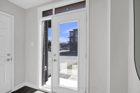 Photo 2 at 164 Visor Private, Emerald Meadows/Trailwest, Kanata