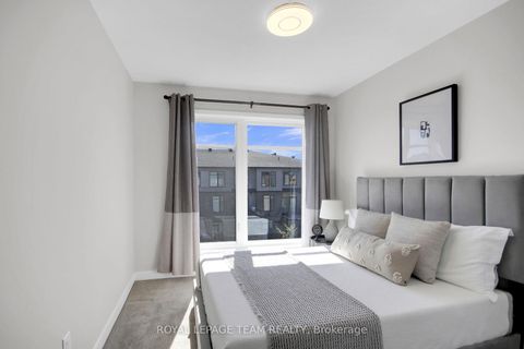 Photo 33 at 164 Visor Private, Emerald Meadows/Trailwest, Kanata