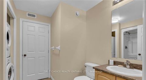 Photo 19 at 1547 Vercheres Street, Chateauneuf, Orleans