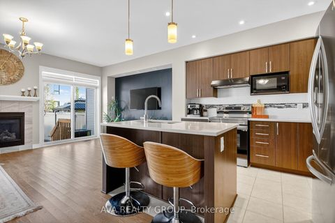 Photo 9 at 542 Triangle Street, Emerald Meadows/Trailwest, Kanata