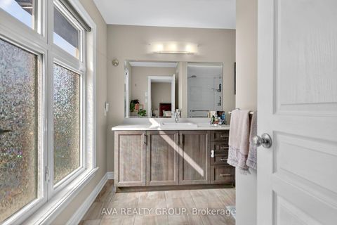 Photo 19 at 542 Triangle Street, Emerald Meadows/Trailwest, Kanata
