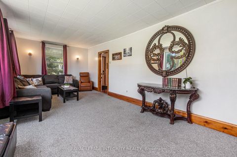 Photo 4 at 101 Paul Drive, Lanark Highlands (Lanark Village), Lanark Highlands