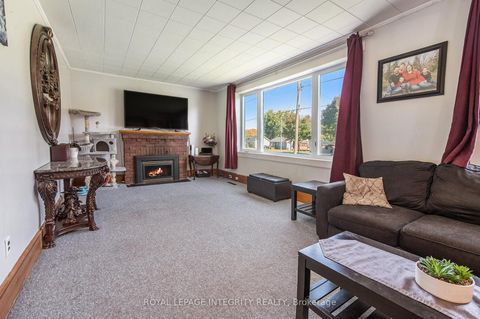 Photo 5 at 101 Paul Drive, Lanark Highlands (Lanark Village), Lanark Highlands