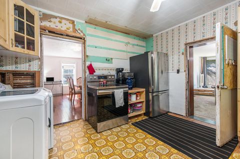 Photo 6 at 101 Paul Drive, Lanark Highlands (Lanark Village), Lanark Highlands