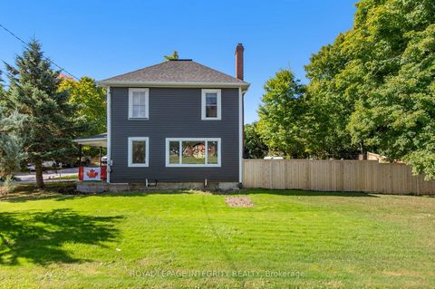 Photo 18 at 101 Paul Drive, Lanark Highlands (Lanark Village), Lanark Highlands