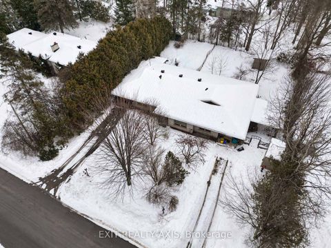 Photo 3 at 11 & 13 BAYVIEW Crescent, SMITHS FALLS, Smiths Falls