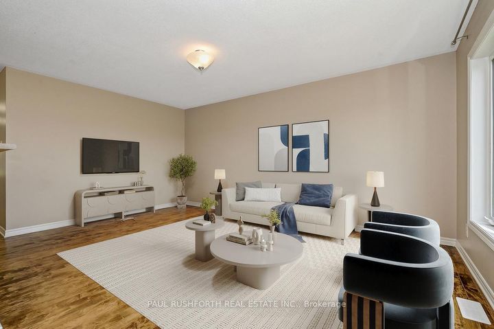 Photo 4 at 1601 HAYDON Circle, Nepean (Heritage Park), Ottawa