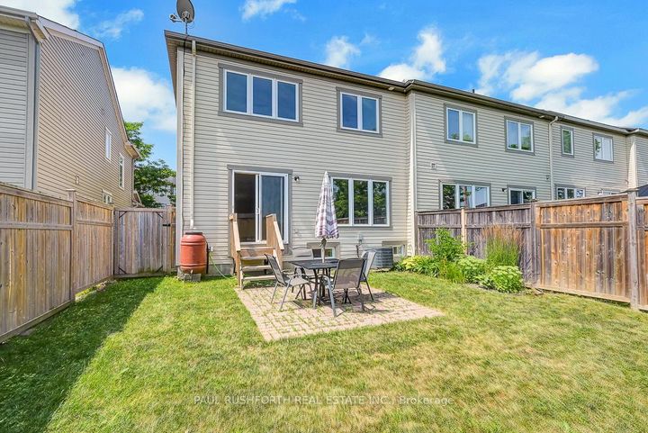 Photo 25 at 1601 HAYDON Circle, Nepean (Heritage Park), Ottawa