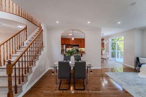Photo 9 at 141 STEEPLE CHASE Drive, Bridlewood, Kanata