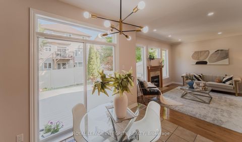 Photo 14 at 141 STEEPLE CHASE Drive, Bridlewood, Kanata