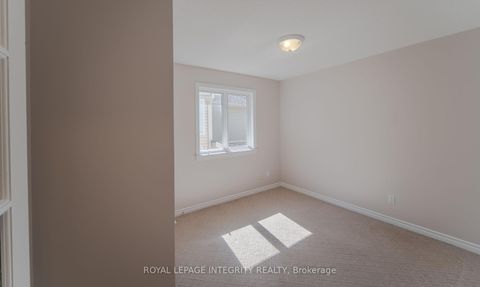 Photo 29 at 141 STEEPLE CHASE Drive, Bridlewood, Kanata