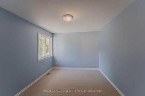 Photo 31 at 141 STEEPLE CHASE Drive, Bridlewood, Kanata