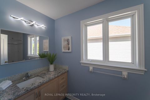 Photo 34 at 141 STEEPLE CHASE Drive, Bridlewood, Kanata