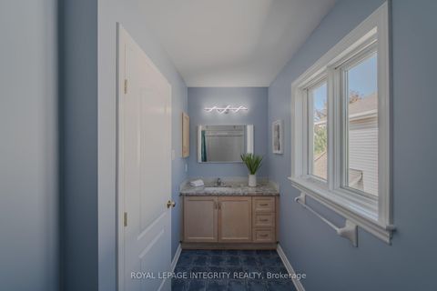 Photo 36 at 141 STEEPLE CHASE Drive, Bridlewood, Kanata