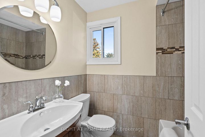 Photo 24 at 235 THISTLEDOWN Court, Nepean (Pheasant Run), Ottawa