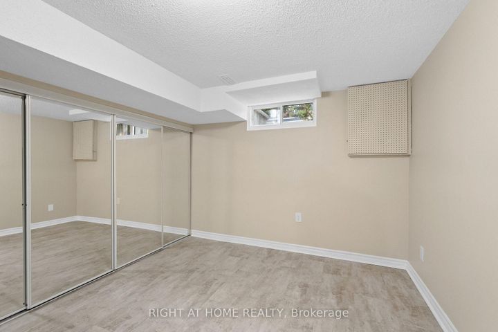 Photo 36 at 235 THISTLEDOWN Court, Nepean (Pheasant Run), Ottawa