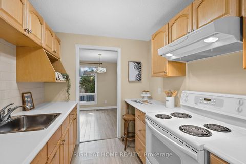 Photo 10 at 235 THISTLEDOWN Court, Nepean (Pheasant Run), Ottawa