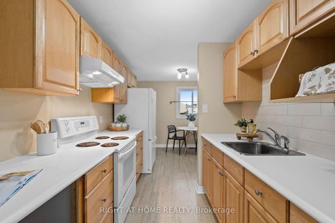 Photo 11 at 235 THISTLEDOWN Court, Nepean (Pheasant Run), Ottawa
