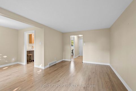 Photo 19 at 235 THISTLEDOWN Court, Nepean (Pheasant Run), Ottawa