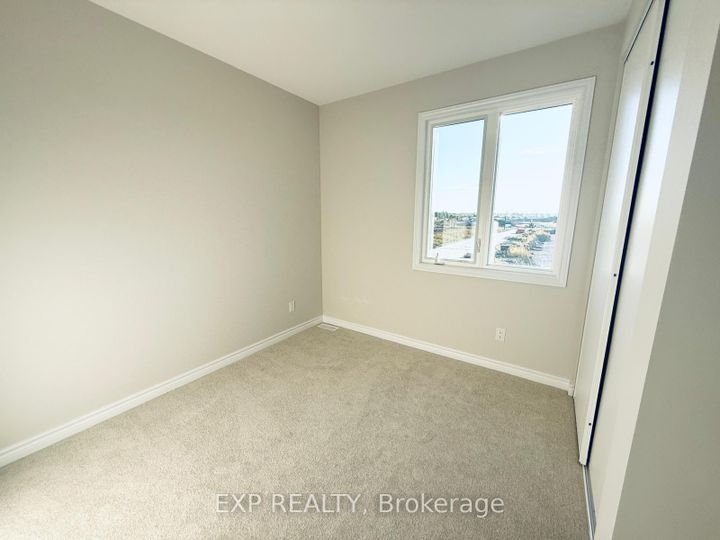 Photo 9 at 805 Anemone Mews, Nepean (Heritage Park), Ottawa