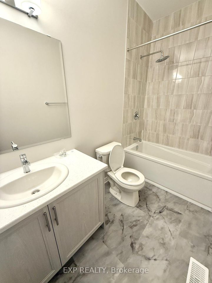 Photo 10 at 805 Anemone Mews, Nepean (Heritage Park), Ottawa