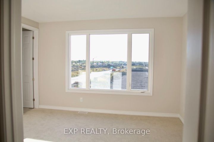 Photo 14 at 805 Anemone Mews, Nepean (Heritage Park), Ottawa