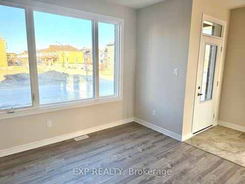 Photo 2 at 805 Anemone Mews, Nepean (Heritage Park), Ottawa