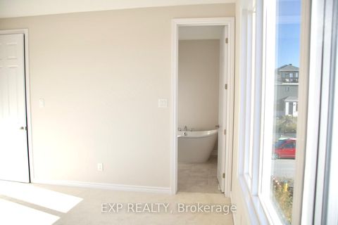 Photo 15 at 805 Anemone Mews, Nepean (Heritage Park), Ottawa