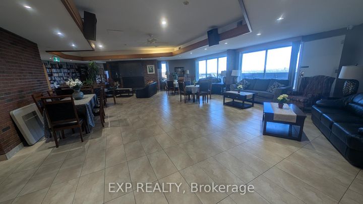 Photo 31 at 518 - 20 Chesterton Drive, Nepean (Borden Farm/Stewart Farm/Carleton Heights/Parkwood Hills), Ottawa