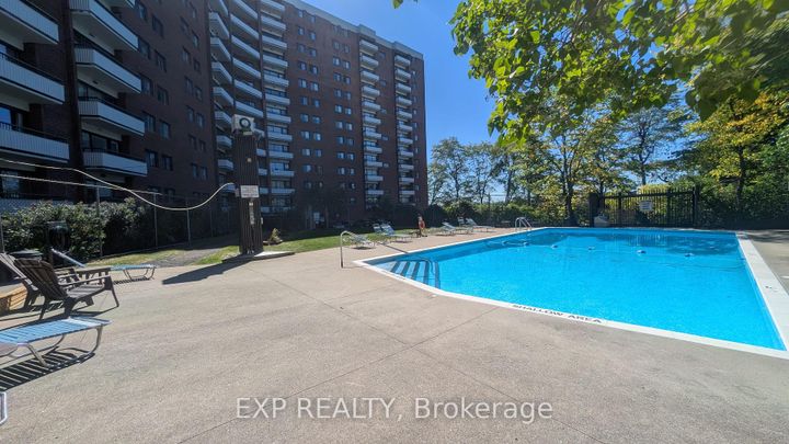 Photo 40 at 518 - 20 Chesterton Drive, Nepean (Borden Farm/Stewart Farm/Carleton Heights/Parkwood Hills), Ottawa