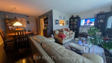 Photo 1 at 518 - 20 Chesterton Drive, Nepean (Borden Farm/Stewart Farm/Carleton Heights/Parkwood Hills), Ottawa