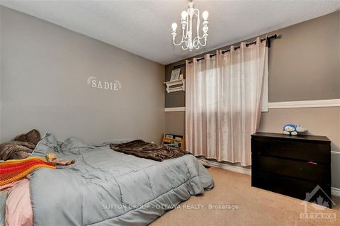 Photo 9 at 20 Dundegan Drive, Glencairn/Hazeldean, Kanata