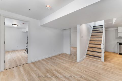 Photo 12 at 20 Dundegan Drive, Glencairn/Hazeldean, Kanata