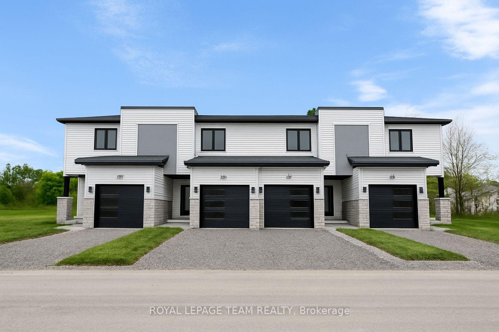 350 LEWIS Street W, Merrickville 2