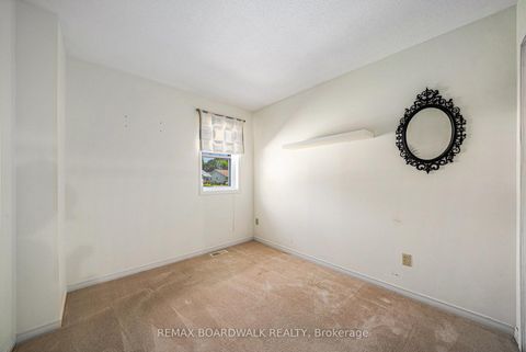 Photo 15 at 48 - 16 Lally Lane, Perth