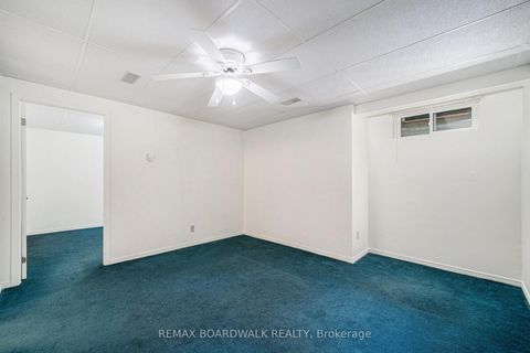 Photo 16 at 48 - 16 Lally Lane, Perth