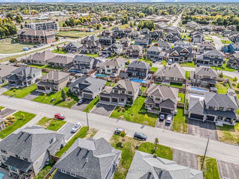 Photo 32 at 110 Talos Circle, Richmond, Stittsville