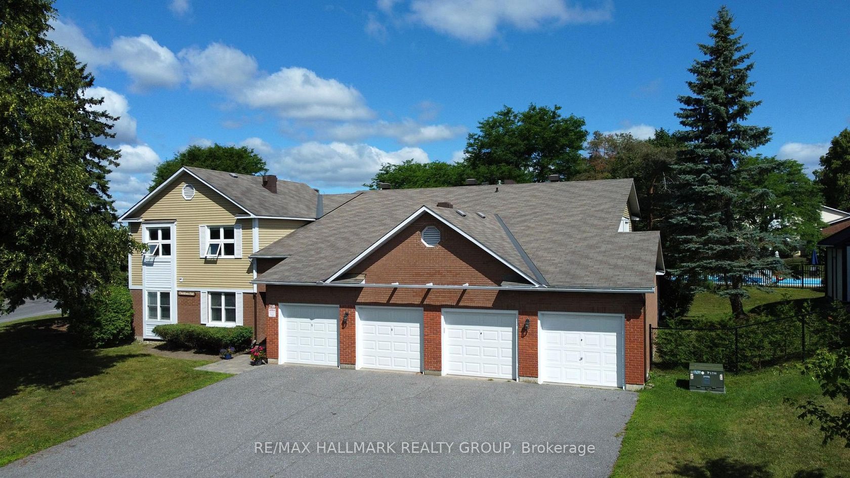 72 - 218 D Equestrian Drive, Bridlewood, Kanata 2