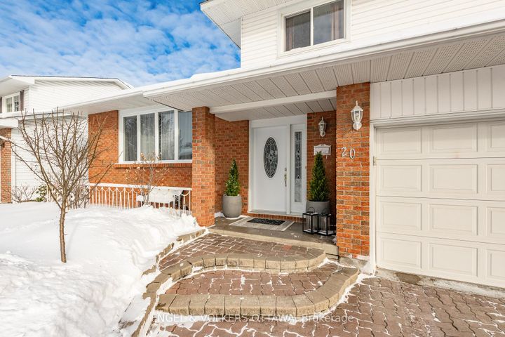 Photo 2 at 20 Falk Avenue, Nepean (Knollsbrook), Ottawa