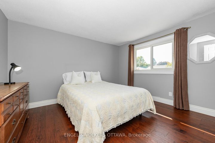 Photo 22 at 20 Falk Avenue, Nepean (Knollsbrook), Ottawa