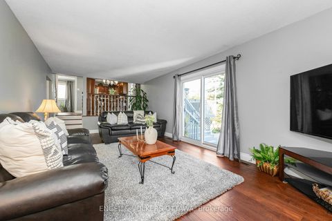 Photo 13 at 20 Falk Avenue, Nepean (Knollsbrook), Ottawa