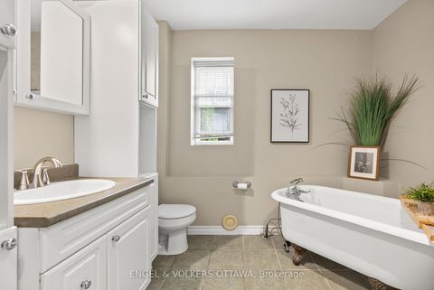 Photo 16 at 505 Lyon Street N, Ottawa Centre