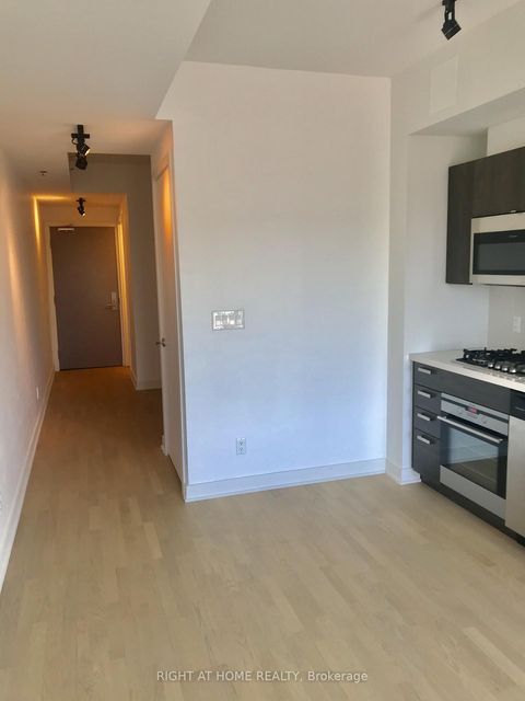 Photo 10 at 705 - 203 CATHERINE Street, Ottawa Centre