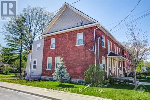 Photo 1 at 70-72 Victoria Avenue, SMITHS FALLS, Smiths Falls