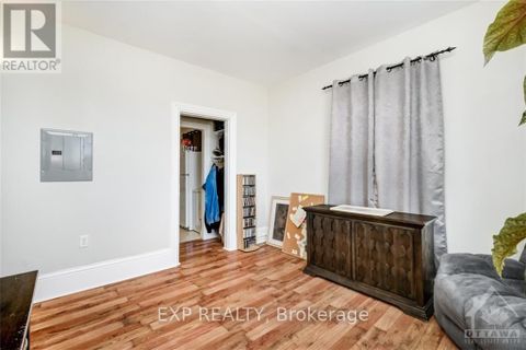 Photo 4 at 70-72 Victoria Avenue, SMITHS FALLS, Smiths Falls