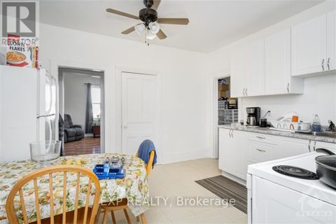 Photo 7 at 70-72 Victoria Avenue, SMITHS FALLS, Smiths Falls