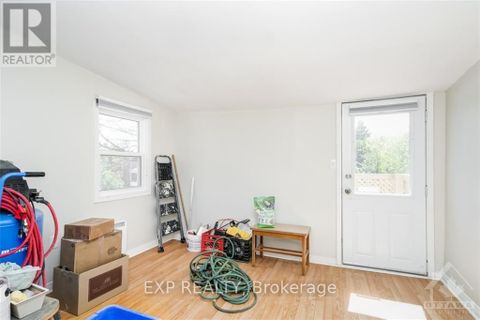 Photo 8 at 70-72 Victoria Avenue, SMITHS FALLS, Smiths Falls