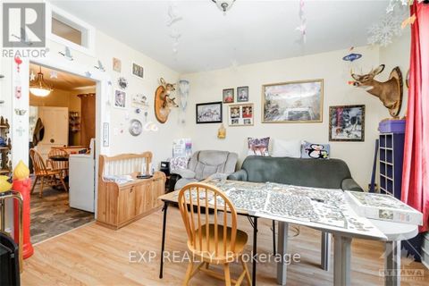 Photo 11 at 70-72 Victoria Avenue, SMITHS FALLS, Smiths Falls