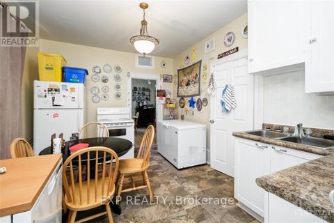 Photo 15 at 70-72 Victoria Avenue, SMITHS FALLS, Smiths Falls