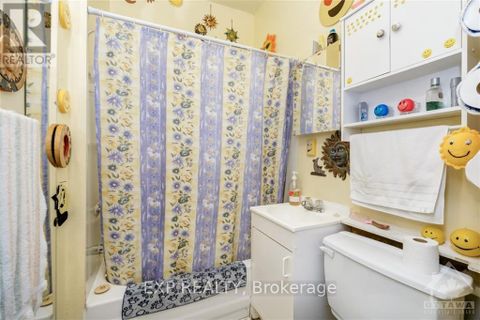 Photo 19 at 70-72 Victoria Avenue, SMITHS FALLS, Smiths Falls